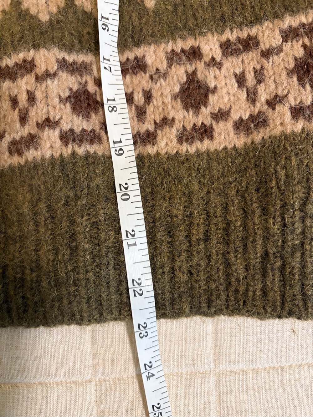 Sezane x Baziszt Thomas cardigan jumper sweater size Large olive green beige - Picture 8 of 9